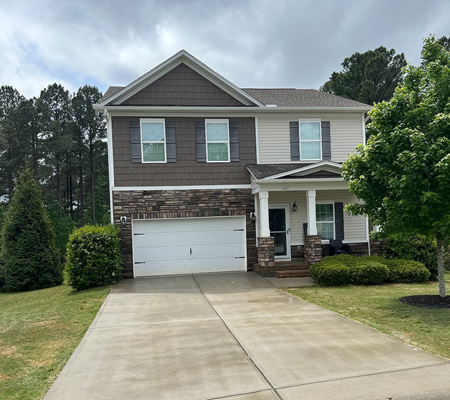 Why Summer Is the Best Time to Pressure Wash Your Greenville Home