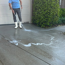 Roof-Washing-Gutter-Cleaning-and-Concrete-Cleaning-in-Simpsonville-SC 0
