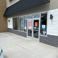 Commercial-Storefront-Window-Cleaning-in-Spartanburg-SC 2