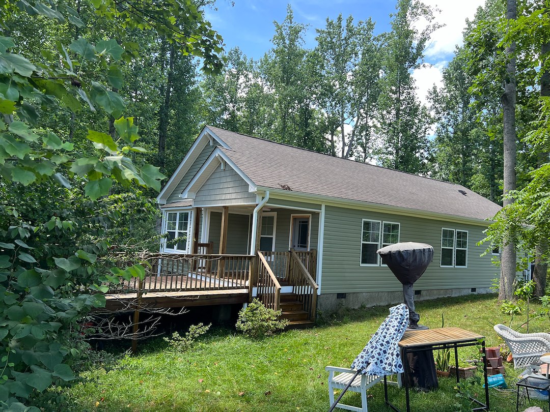 Deck Cleaning & Restoration With Exterior House Washing in Hendersonville, NC 