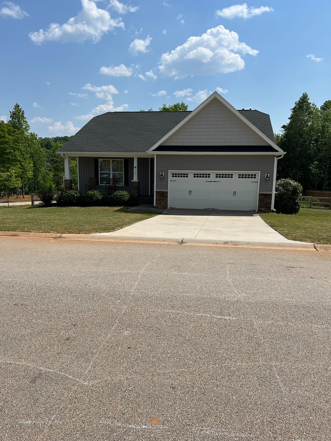 Exterior House Washing, Deck Cleaning & Concrete Cleaning Project in Wellford, SC