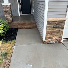 Exterior-House-Washing-Deck-Cleaning-Concrete-Cleaning-Project-in-Wellford-SC 3