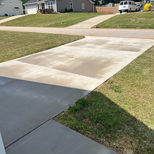 Exterior-House-Washing-Deck-Cleaning-Concrete-Cleaning-Project-in-Wellford-SC 5