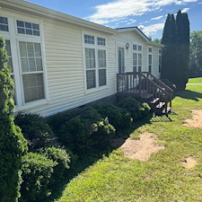 Exterior-House-Washing-in-Hendersonville-NC 2