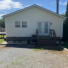 Exterior-House-Washing-in-Hendersonville-NC 1