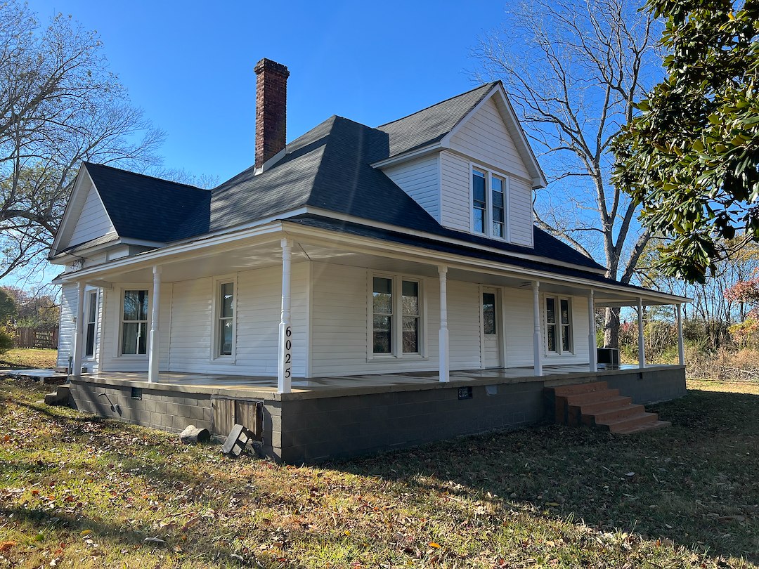 Exterior House Washing in Taylors, SC