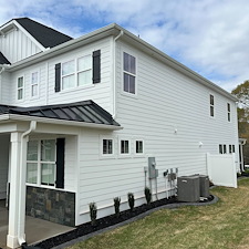 Exterior-House-Washing-with-Red-Clay-Stain-Removal-Concrete-Cleaning-Project-in-Simpsonville-SC 2