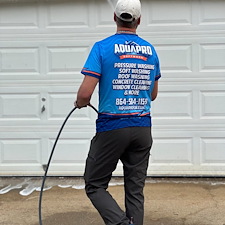 Exterior-House-Washing-Concrete-Cleaning-Project-in-Greenville-SC 10