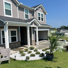 Exterior-House-Washing-Concrete-Cleaning-in-Simpsonville-SC 7