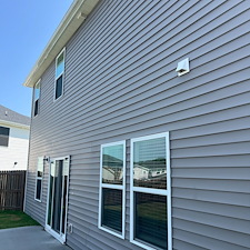 Exterior-House-Washing-Concrete-Cleaning-in-Simpsonville-SC 4