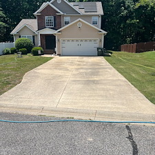Exterior-House-Washing-Driveway-Cleaning-Project-in-Lyman-SC 4