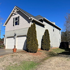 Exterior-House-Washing-Driveway-Cleaning-Project-in-Greer-SC 5