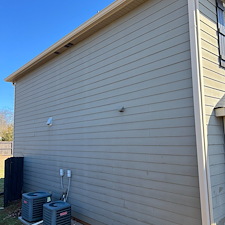 Exterior-House-Washing-Driveway-Cleaning-Project-in-Greer-SC 9