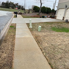 Exterior-House-Washing-Driveway-Cleaning-Project-in-Greer-SC 14