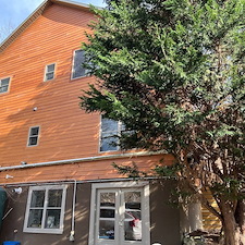 Professional-Window-Cleaning-in-Asheville-NC 3