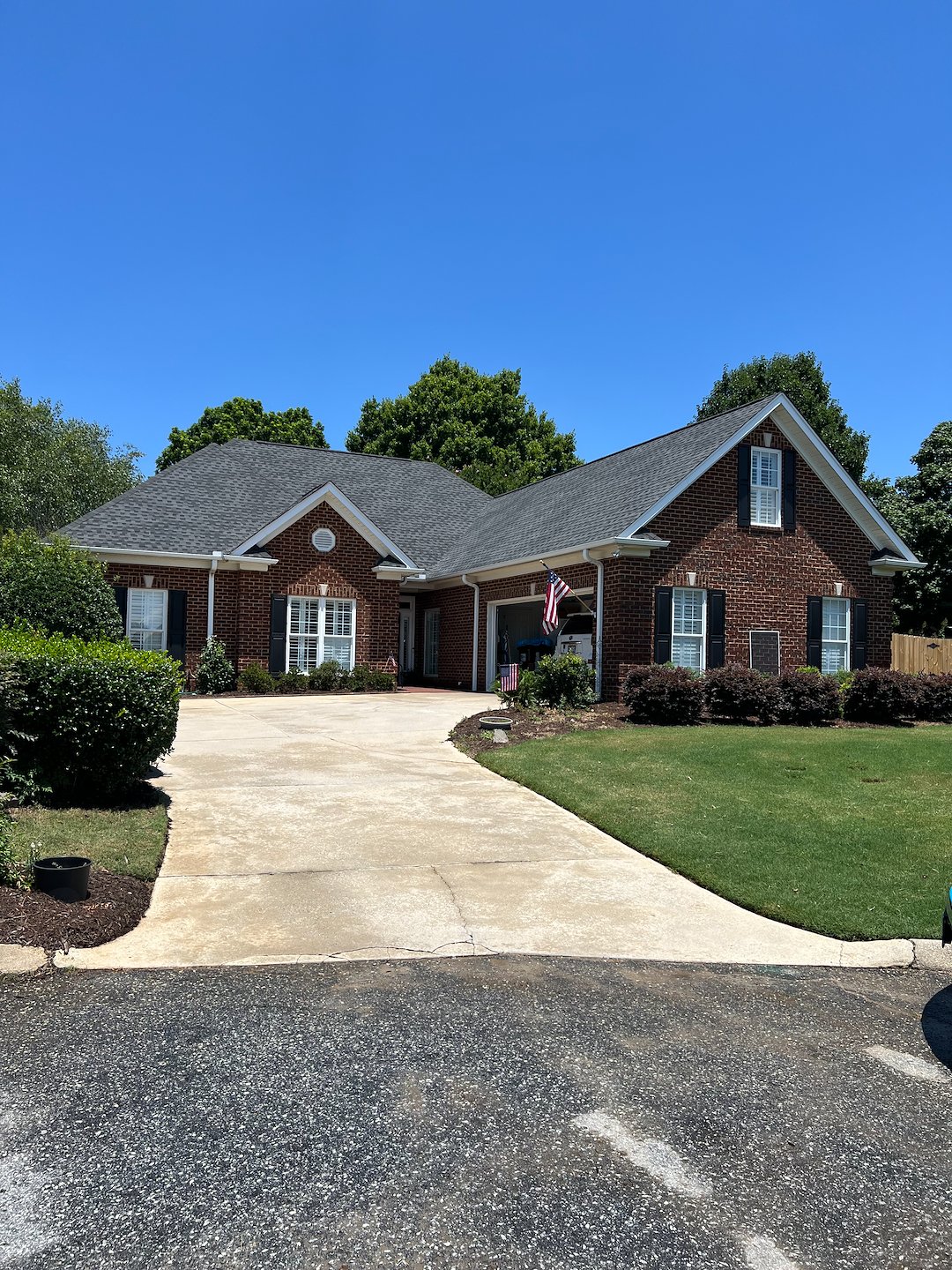 Professional Window Cleaning and Concrete Cleaning in Greenville, SC