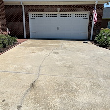 Professional-Window-Cleaning-and-Concrete-Cleaning-in-Greenville-SC 0