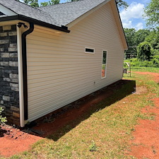 Red-Clay-Stain-Removal-and-Exterior-House-Washing-in-Wellford-SC-1 1