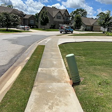 Red-Clay-Stain-Removal-Concrete-Cleaning-Exterior-House-Washing-in-Lyman-SC 8