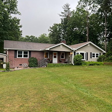 Residential-Window-Cleaning-Project-in-Hendersonville-NC 1