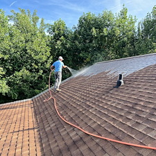 Roof-Washing-in-Hendersonville-NC 0
